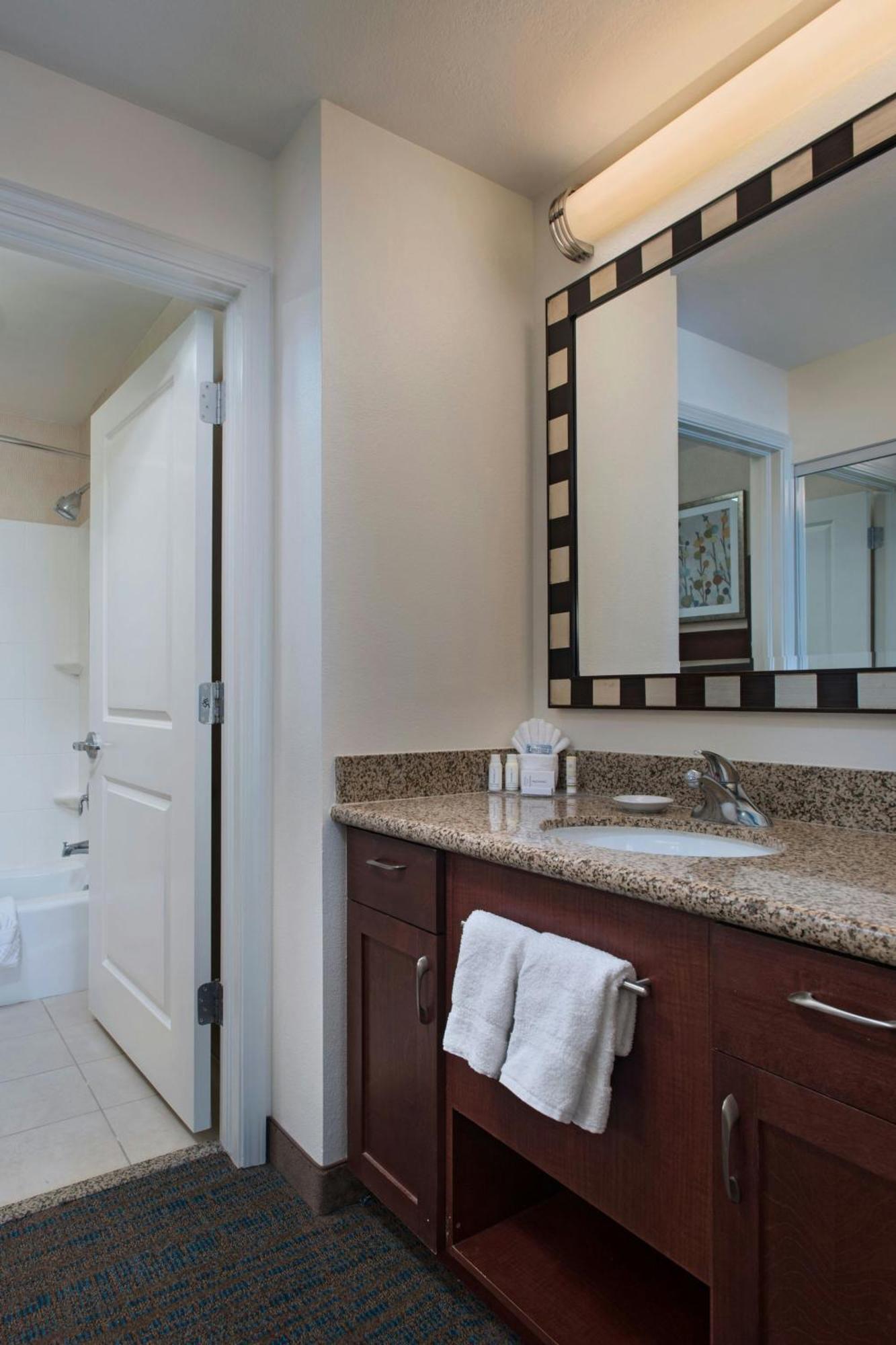 Residence Inn Bryan Колледж-Стейшен Екстер'єр фото